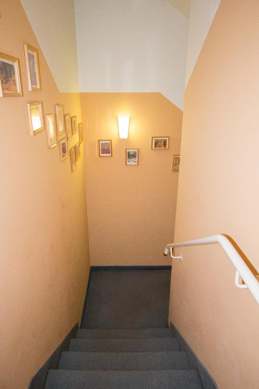Hotel Garni Am Markt - Businesshotel - Fruehstuecksbuffet - Fahrradabstellplatz - Hunde Willkommen Neustadt bei Coburg Eksteriør billede