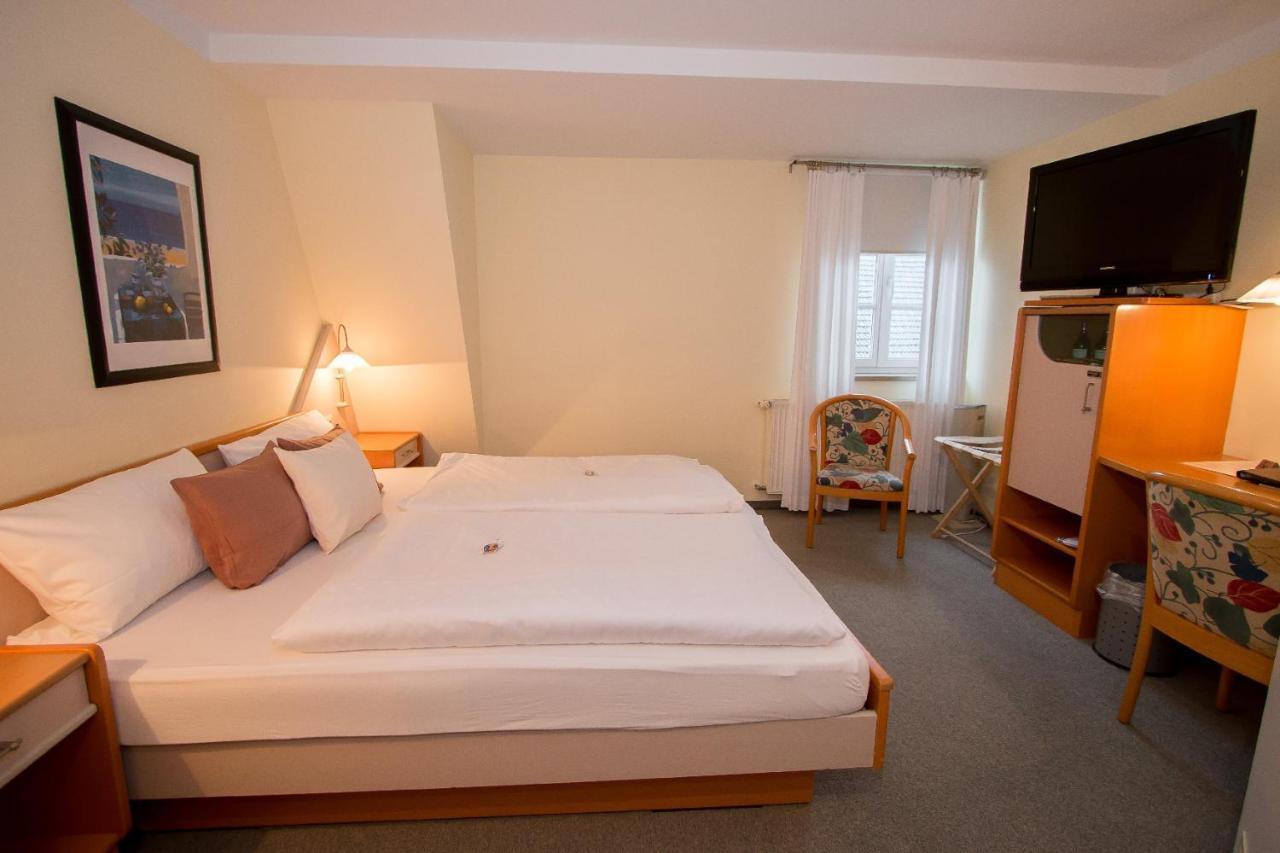Hotel Garni Am Markt - Businesshotel - Fruehstuecksbuffet - Fahrradabstellplatz - Hunde Willkommen Neustadt bei Coburg Eksteriør billede